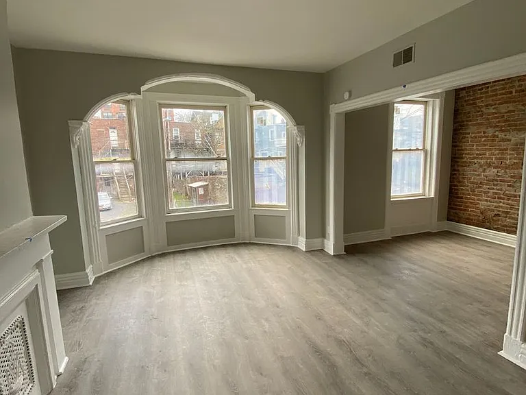 9 Elberon Pl — Photo 1