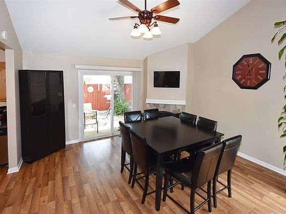 5th image of 29W768 Danbury Dr