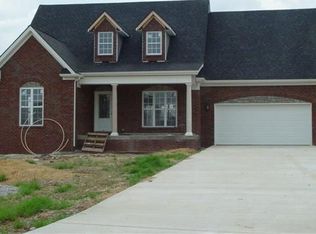 1015 Augusta Dr, Lawrenceburg, KY