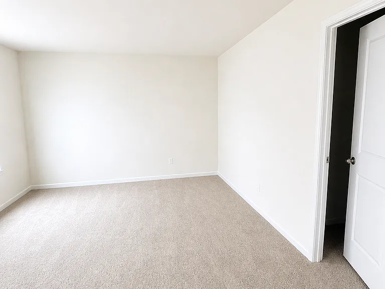 57 Stone Apairy Dr — Photo 35