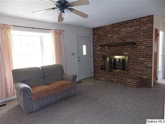 Home for Sale in Quincy, IL $89,900