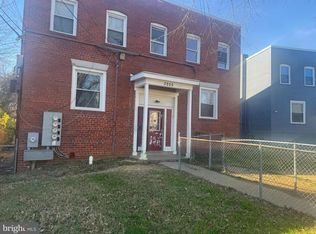 3205 Buena Vista Ter SE, Washington, DC 20020