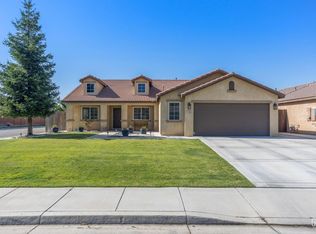 10803 Pointe Royal Dr, Bakersfield, CA 93311