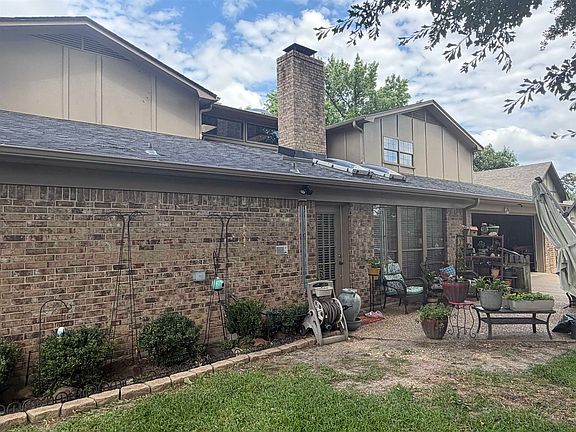 4th image of 1208 Daffodil Ln