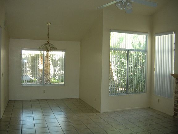 2nd image of 2826 Yorkshire Ave