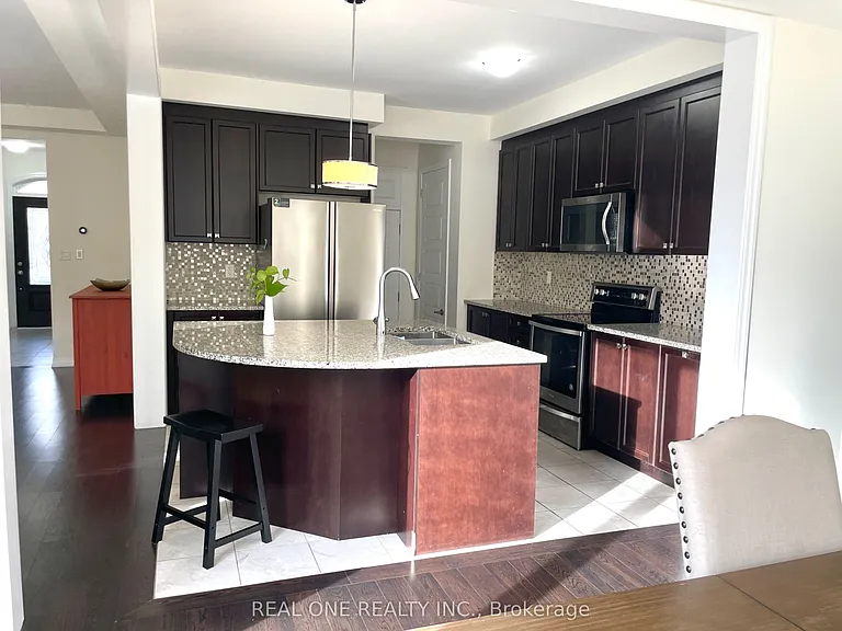 3164 Ernest Appelbe Blvd — Photo 9