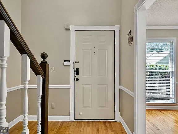 1140 Magnolia Way SE — Photo 4