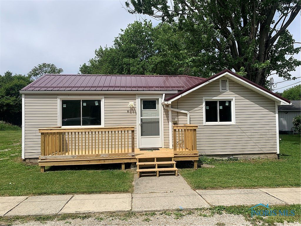 11 Maple St, Bloomville, OH 44818 Zillow