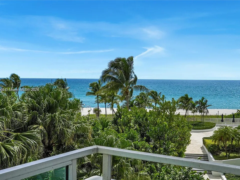5151 Collins Ave #535