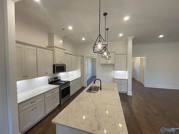 3rd image of 7126 Hickory Cove Way SE