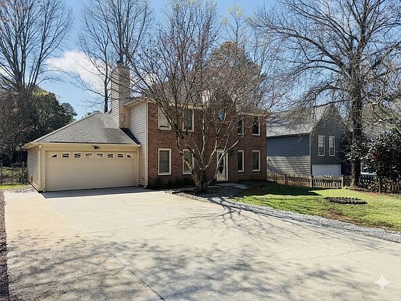 3rd image of 2826 Nuptial Ln