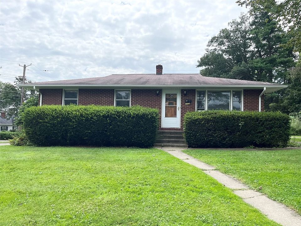 1st image of 2822 Smith Dr