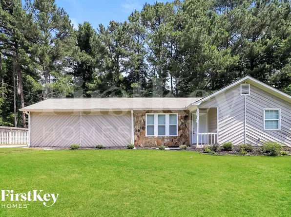 3247 Palomino Dr, Powder Springs, GA 30127
