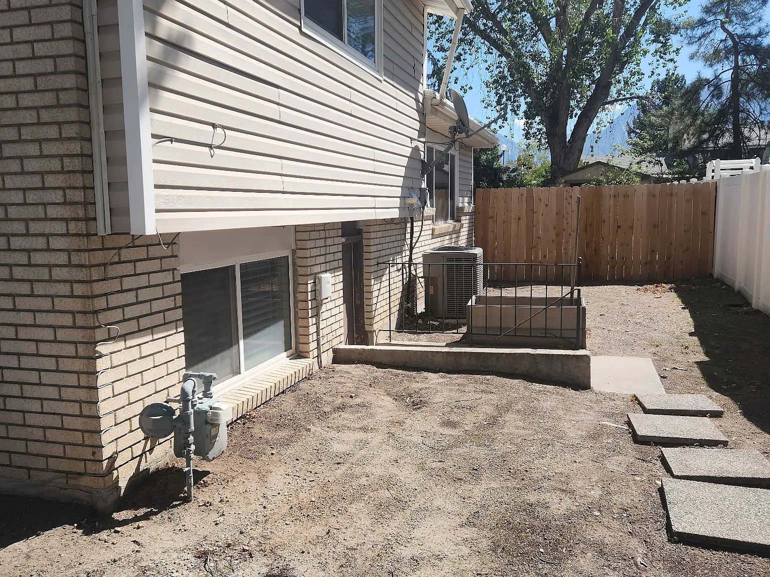 2 bed, 725 sqft, $1,795 — Photo 2