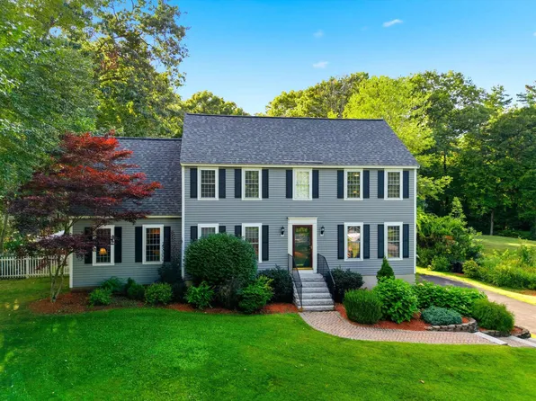 16 Alyssa Drive, Derry, NH 03038