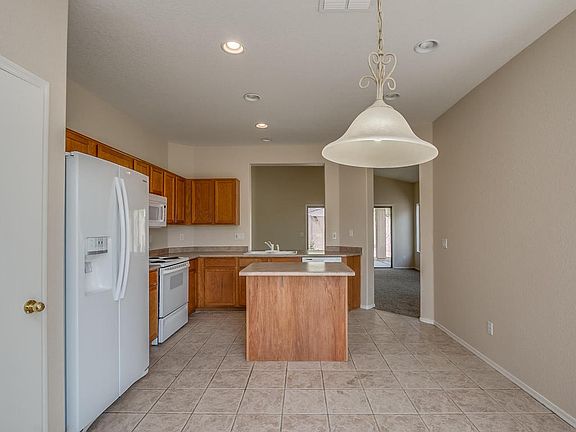 3rd image of 3526 W Twain Dr