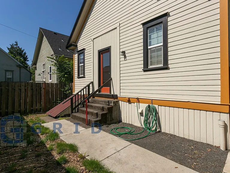3922 N Michigan Ave — Photo 20