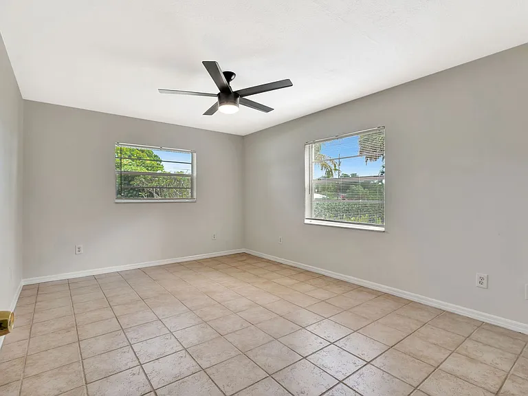 8968 SE Pine Cone Ln — Photo 17