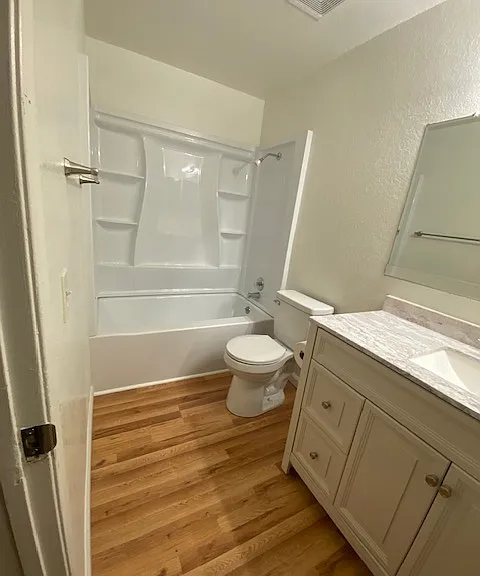 1515 N Sierra Way #12 — Photo 1