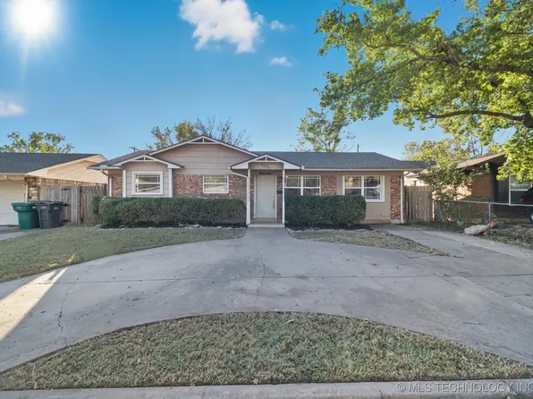 2244 S Park St, Sapulpa, OK 74066