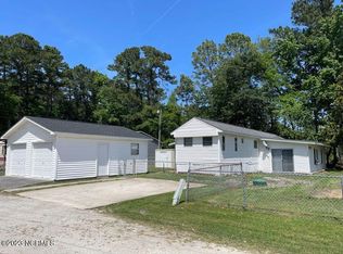 1702 17th St, Midway Park, NC 28544