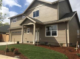 2392 Robbins Way, Lebanon, OR 97355