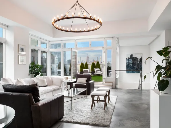 129 Lafayette Street image 2 of 12