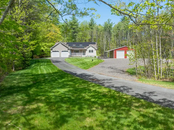 20 Leavitt Drive, Gorham, ME 04038