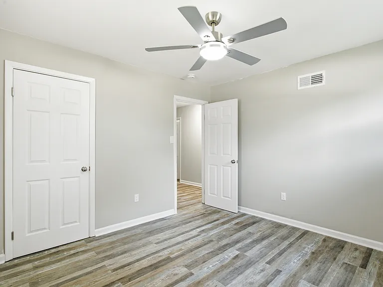 12433 Deerfield Rd — Photo 23