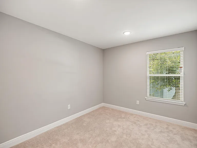 319 Carmel Dr #6-1 — Photo 38