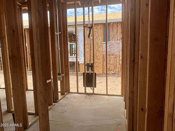 3rd image of 47553 W KENNER Drive