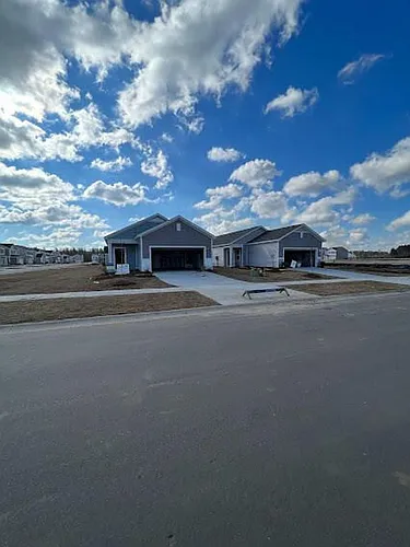 495 Pender Woods Dr Photo 1