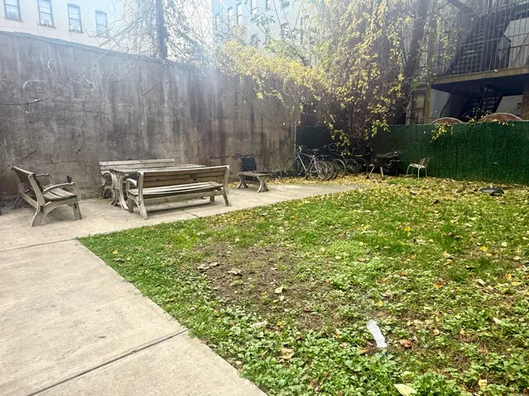 203 Rochester Avenue image 15 of 16