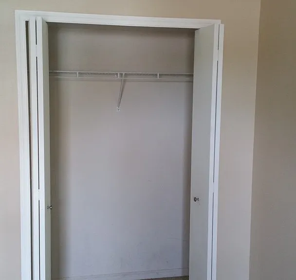 2934 Plaza Terrace Dr — Photo 6