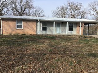 1675 Peacock Rd, Saint Clair, MO 63077