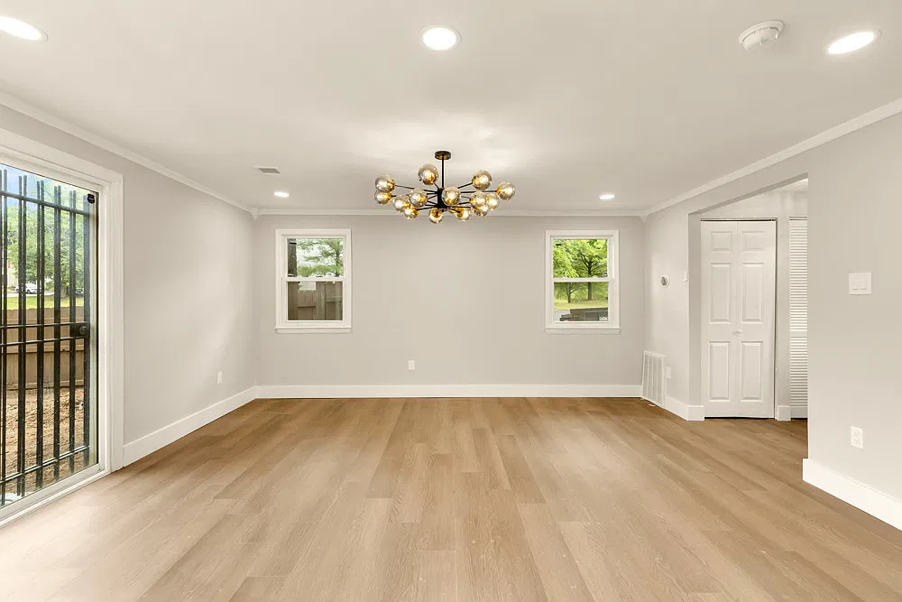 3 bed, 980 sqft, $2,400 — Photo 4