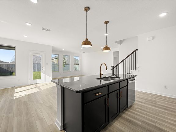 7513 Wild Mint Trail