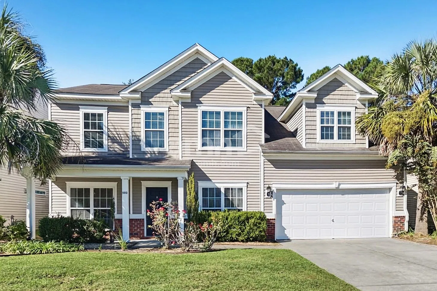 5 bed, 2.5 bath, 2819 sqft, $2,845 — Photo 1