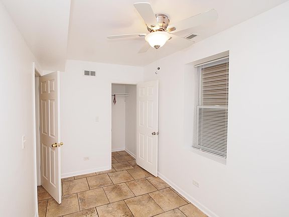 4th image of 2747 S Sawyer Ave #1