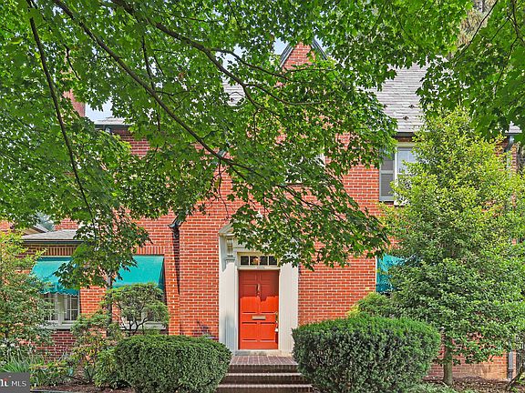 4th image of 1117 Oak Hill Ave