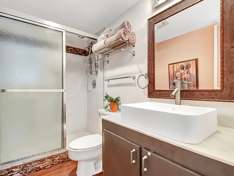 4070 Tivoli Ct #307 — Photo 18