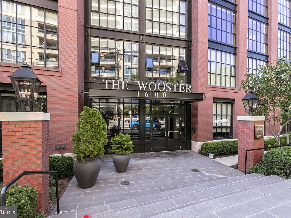 1st image of 1600 Clarendon Blvd #W413
