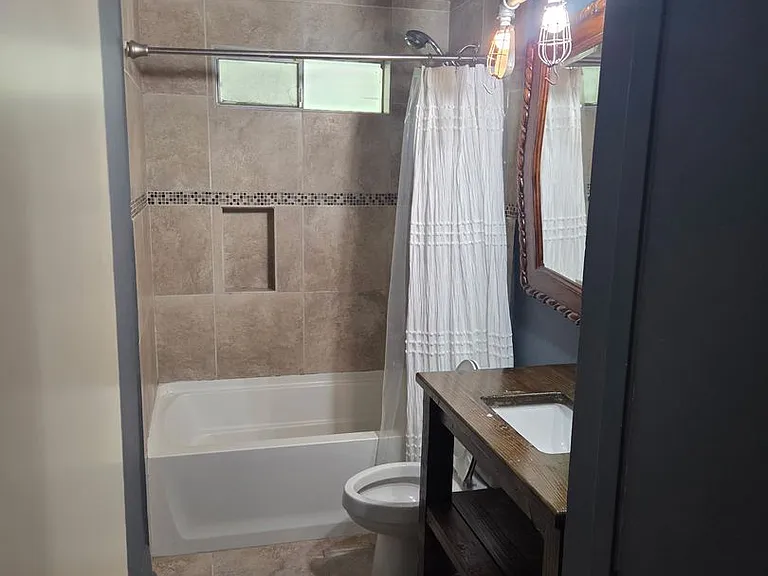 1757 Southland Ct — Photo 6