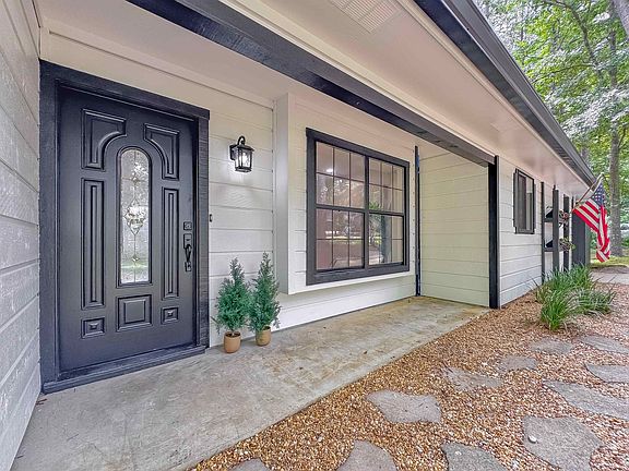 2nd image of 3434 Treaty Oak Trl