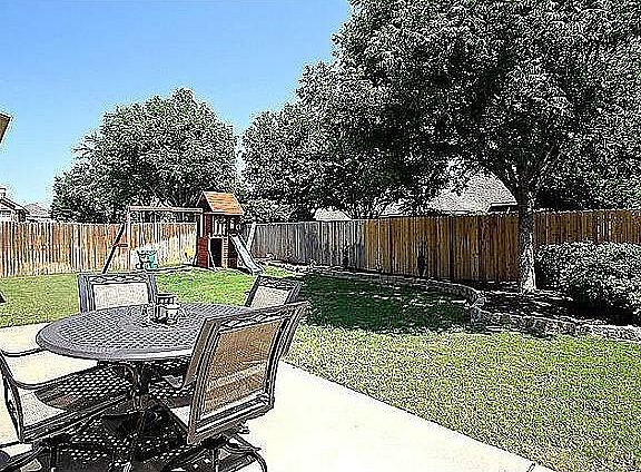 2nd image of 4004 Sharondale Dr
