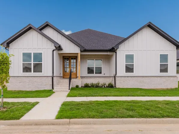 227 B St, Bryant, AR 72022