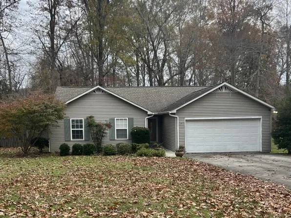 3441 Middleford Dr, Cookeville, TN 38506