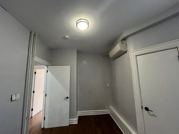 84 Romaine Ave #E