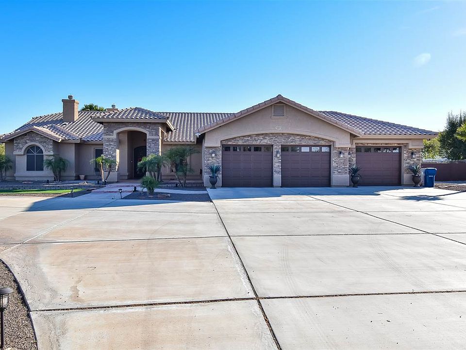 1st image of 3805 E Las Cruces Ln #4