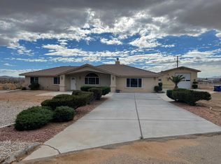 16748 Walpi Rd, Apple Valley, CA 92307